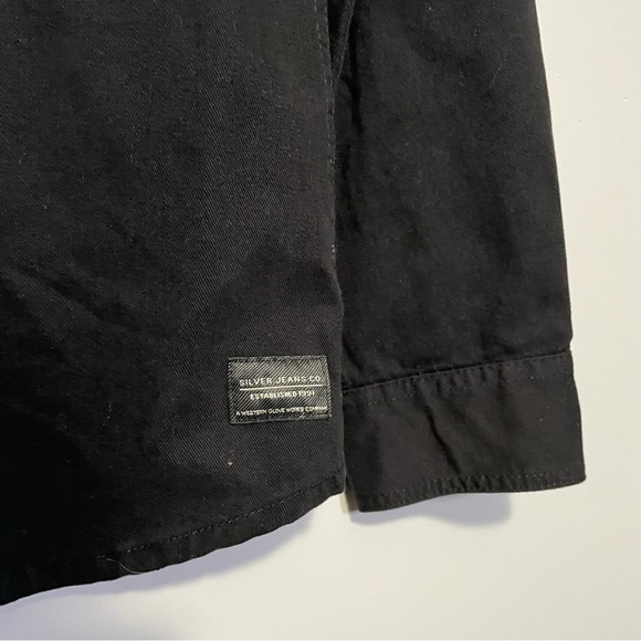 *NWT* Silver Jeans Co Men’s Long Sleeve Snap Button Up Top‎ - Black / sz. Mediun - Picture 9 of 10